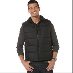 NordicTrack Men's Insulated Puffer Vest Size Small Black coat jacket zipper